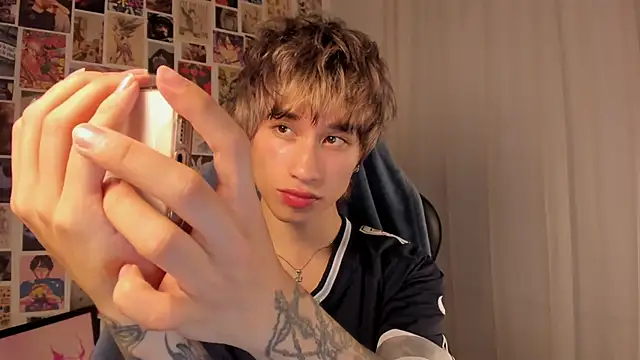 Snapshot of liamelf chatting on 06-03-26, 07:44 liamelf online show from 06-03-26, 07:44
