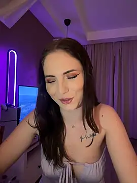 Snapshot of AvaGianna chatting on 01-17-25, 04:36 AvaGianna online show from 01-17-25, 04:36