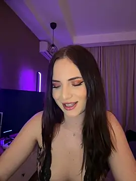 Snapshot of AvaGianna chatting on 01-23-25, 10:11 AvaGianna online show from 01-23-25, 10:11