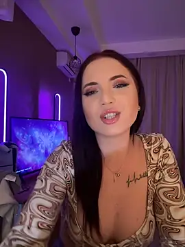 Snapshot of AvaGianna chatting on 01-29-25, 08:04 AvaGianna online show from 01-29-25, 08:04