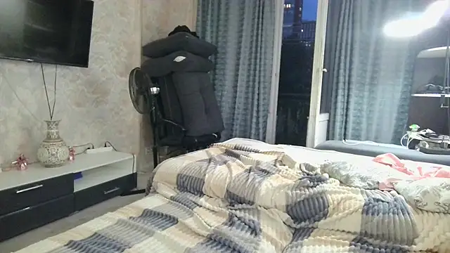 Snapshot of WindChristy chatting on 07-28-26, 06:20 WindChristy online show from 07-28-26, 06:20