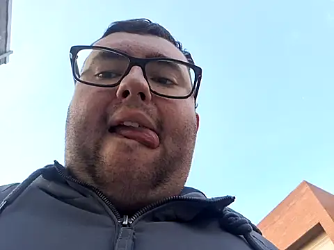 Javier bear online show from 02-13-25, 03:35