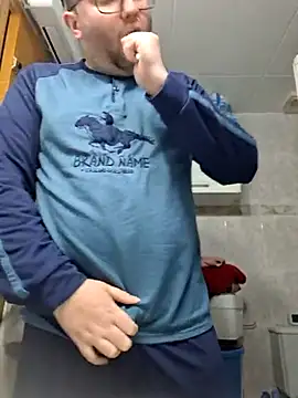 Javier bear online show from 03-08-25, 02:40