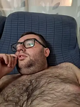Snapshot of Javier_bear chatting on 07-10-26, 08:11 Javier bear online show from 07-10-26, 08:11