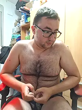 Snapshot of Javier_bear chatting on 07-23-26, 01:42 Javier bear online show from 07-23-26, 01:42