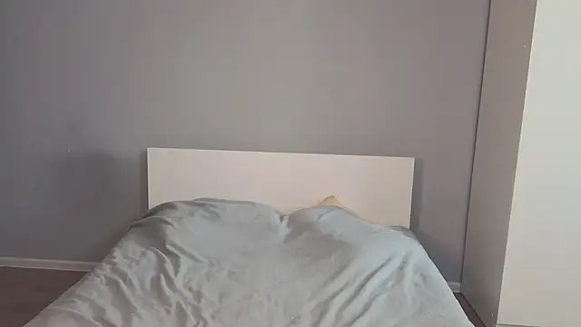 Snapshot of mollymila chatting on 09-20-25, 07:20 mollymila online show from 09-20-25, 07:20