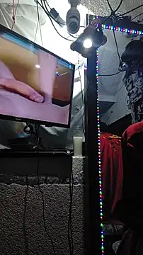 Snapshot of Ianmoran chatting on 01-11-26, 10:26 Ianmoran online show from 01-11-26, 10:26