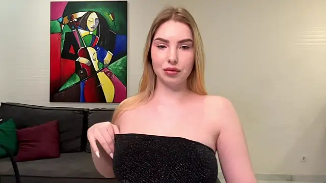 Snapshot of DannaCelisss chatting on 12-27-24, 07:03 DannaCelisss online show from 12-27-24, 07:03