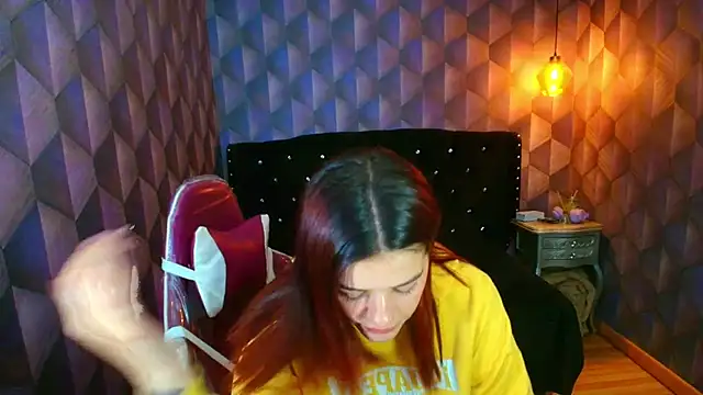 LiaHarryis online show from 11-28-25, 07:16