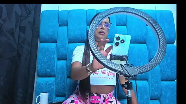 Snapshot of monsterdick_22cm chatting on 03-20-25, 01:13 monsterdick 22cm online show from 03-20-25, 01:13