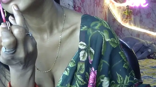 Anjali Milsi online show from 09-14-25, 04:22