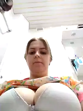 Lady nice cat online show from 02-10-25, 04:52