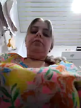 Lady nice cat online show from 02-15-25, 12:33