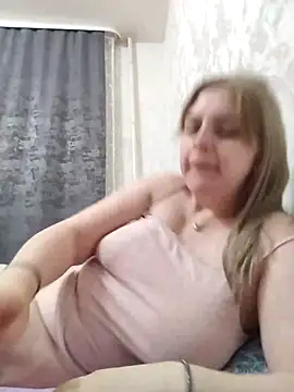 Lady nice cat online show from 03-09-25, 03:05