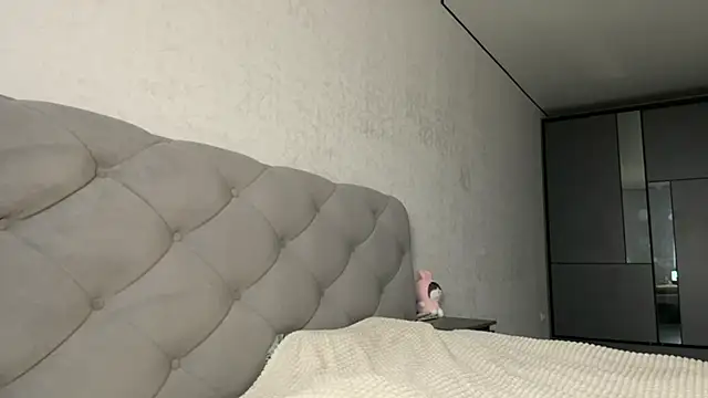 GracefulCharm online show from 01-22-25, 07:25