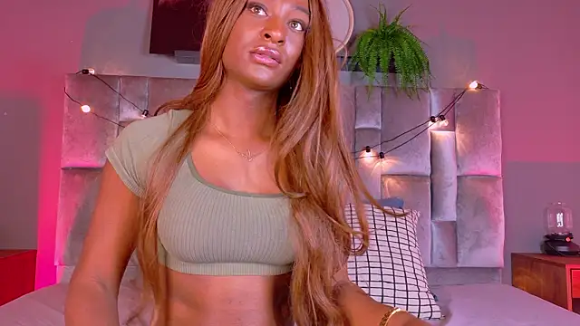 nahomi campbell online show from 03-18-26, 07:39