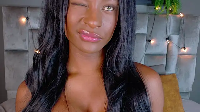 Snapshot of nahomi_campbell chatting on 07-23-26, 09:24 nahomi campbell online show from 07-23-26, 09:24