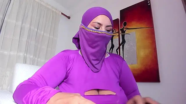 Amina hafsa online show from 02-26-25, 08:22