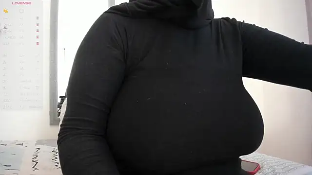 Amina hafsa online show from 03-13-26, 07:53