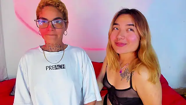 Snapshot of anaroman01 chatting on 12-12-24, 03:10 anaroman01 online show from 12-12-24, 03:10