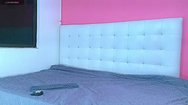 daddyissuesss  online show from 02-24-25, 07:41