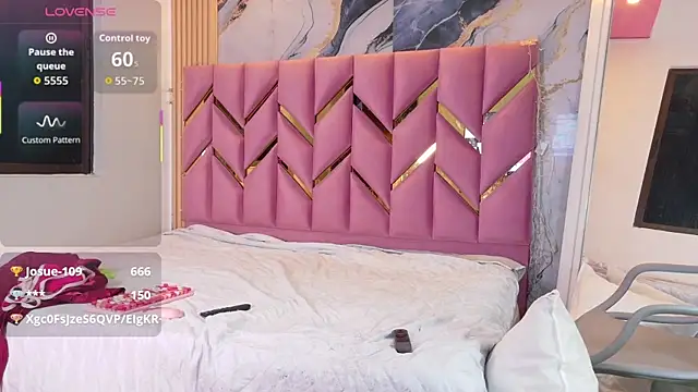 daddyissuesss  online show from 10-15-25, 07:36