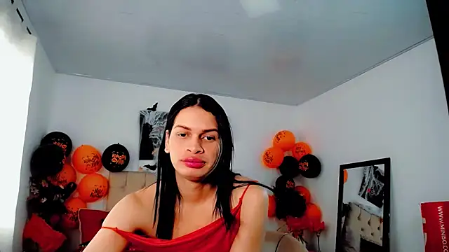 Snapshot of maria_camilacms chatting on 10-13-25, 05:46 maria camilacms online show from 10-13-25, 05:46