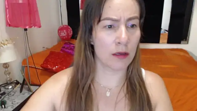 Snapshot of CATRINA-83 chatting on 09-26-25, 10:03 CATRINA-83 online show from 09-26-25, 10:03