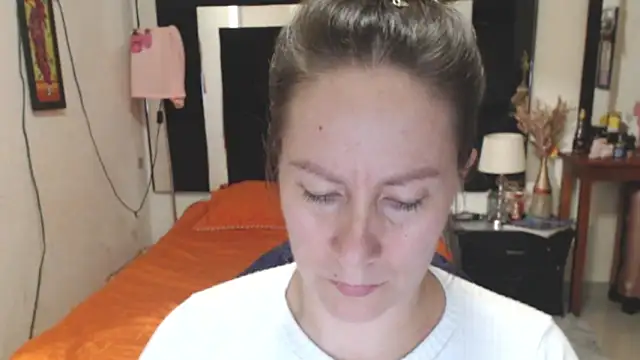 Snapshot of CATRINA-83 chatting on 10-29-25, 11:50 CATRINA-83 online show from 10-29-25, 11:50