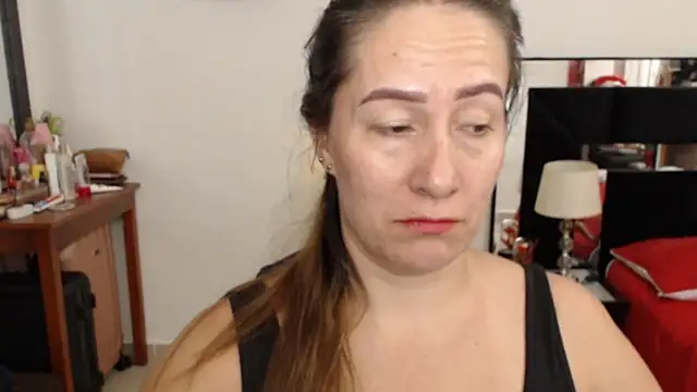 Snapshot of CATRINA-83 chatting on 12-03-25, 03:58 CATRINA-83 online show from 12-03-25, 03:58