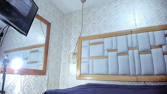 arl chloee online show from 11-06-25, 03:07