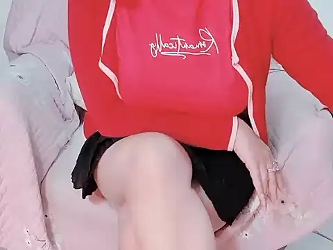 Snapshot of Bella_Babi chatting on 02-22-25, 05:23 Bella Babi online show from 02-22-25, 05:23