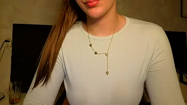 Sweetninaaa online show from 04-20-26, 09:49