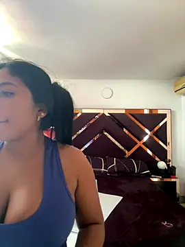 emmyjhonson07 online show from 12-04-25, 02:15