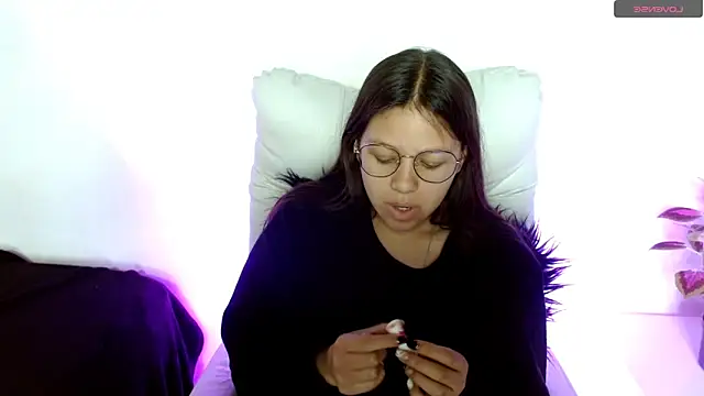 SamanthaRoldaan online show from 02-14-25, 05:46