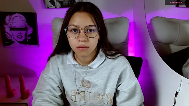 SamanthaRoldaan online show from 09-15-25, 02:06