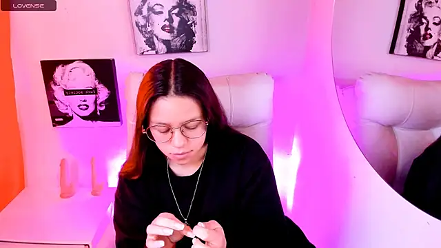 SamanthaRoldaan online show from 03-26-26, 02:44