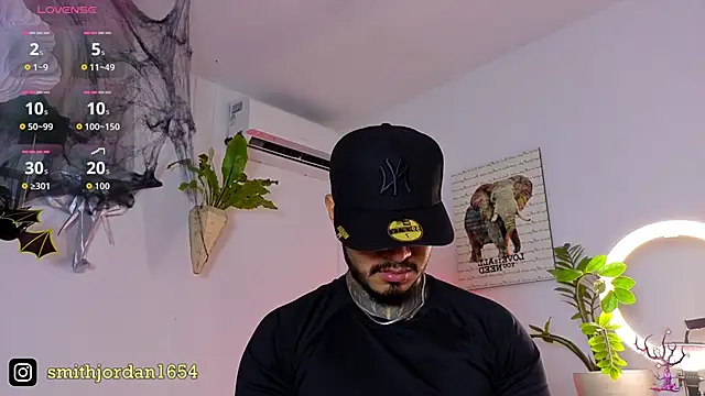 JordanSmiith  online show from 10-30-25, 09:37