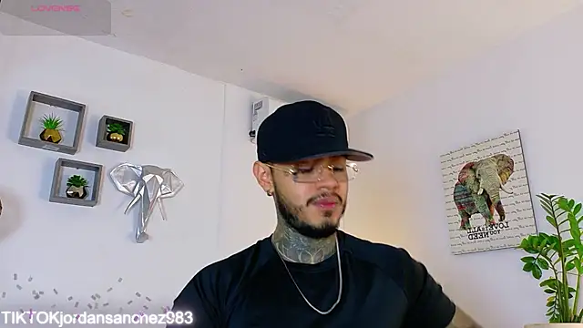 JordanSmiith  online show from 02-19-26, 07:54