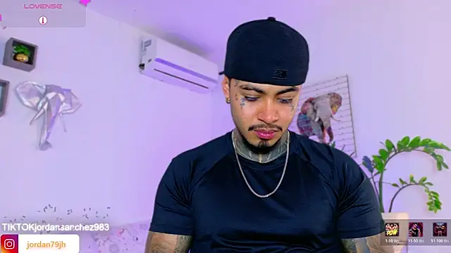 JordanSmiith  online show from 04-01-26, 08:28