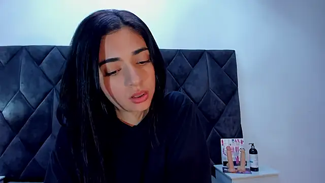 Linisprincehot69 online show from 01-19-25, 03:39