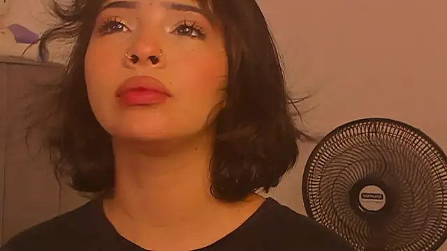 chloe watson  online show from 07-09-26, 07:51
