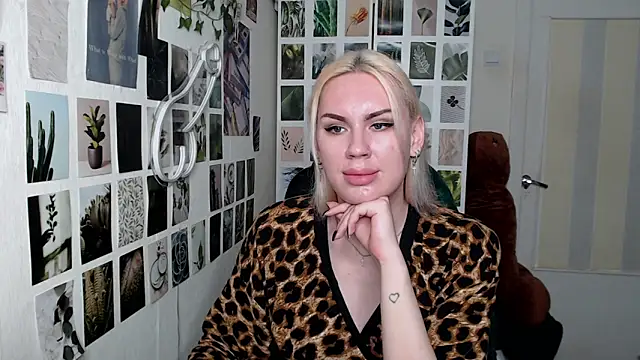 CapriScorpion online show from 10-25-25, 12:23