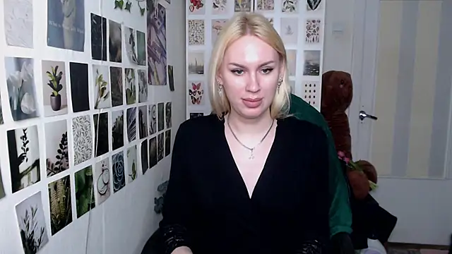 CapriScorpion online show from 04-29-26, 05:52