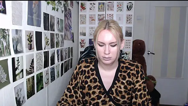 CapriScorpion online show from 06-14-26, 01:13