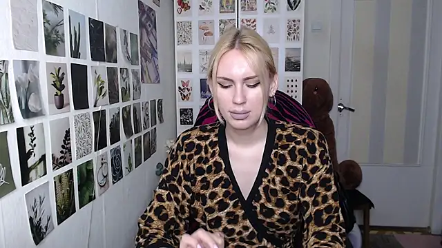 CapriScorpion online show from 07-22-26, 11:35