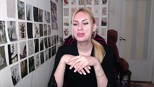 CapriScorpion online show from 07-28-26, 10:54