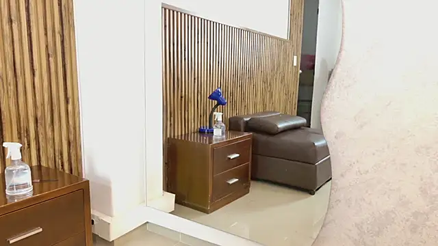 evelynjohnsoon online show from 11-21-25, 11:53