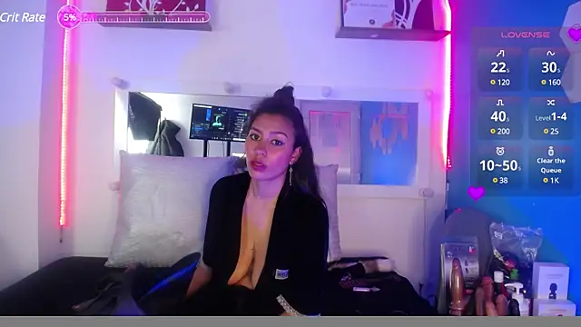 CarolRodriguez  online show from 01-15-25, 04:21