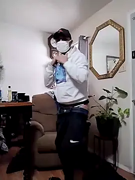 Snapshot of prettyboi6992 chatting on 02-10-25, 04:47 prettyboi6992 online show from 02-10-25, 04:47